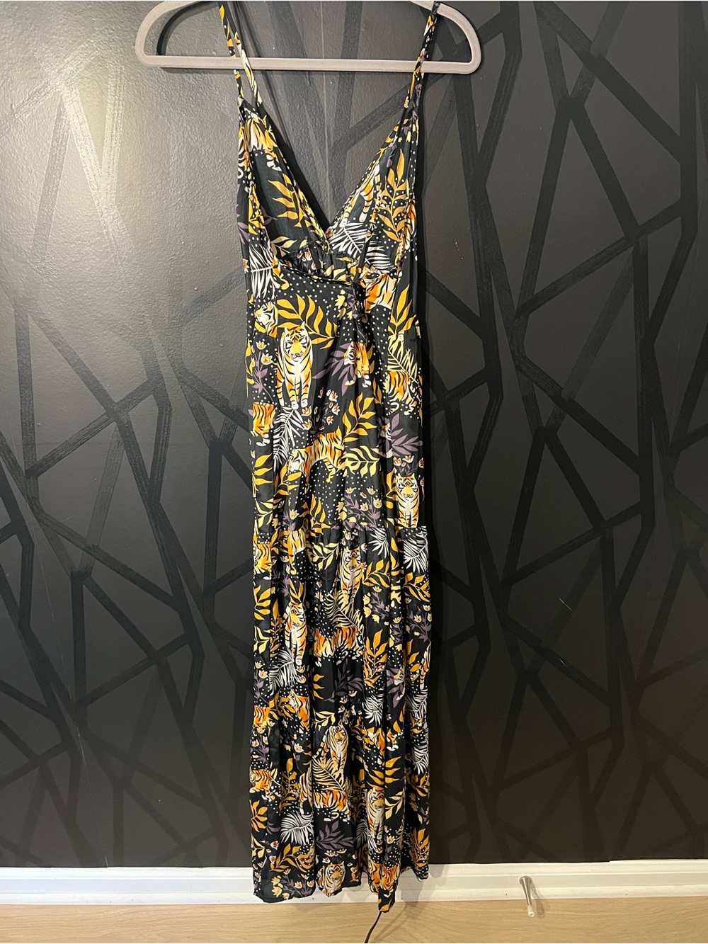 America & Beyond Bengal Beauty Maxi Dress NWT Medium Tiger Print Tropical Boho - Picture 6 of 6